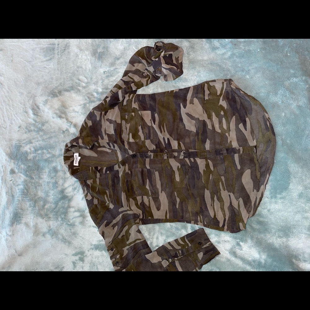 Sheer Express Camo cover up